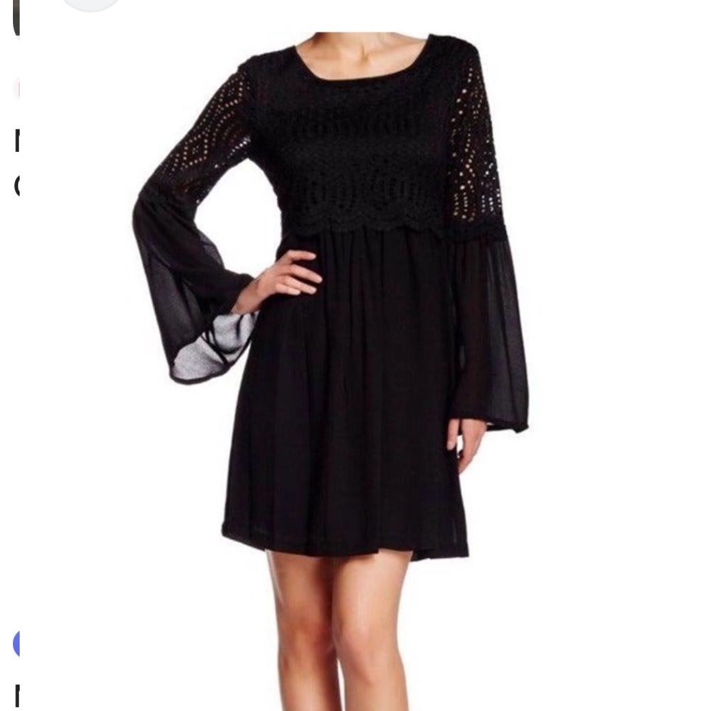 MAX STUDIO Lace Bell Sleeve Dress | M
